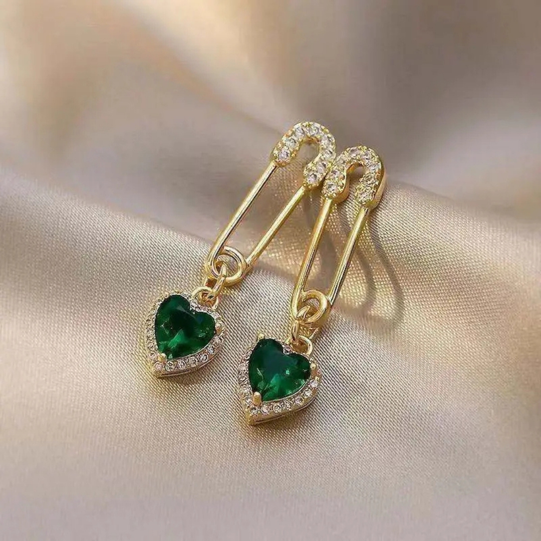 Pinpoint Heart Earrings