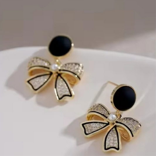 korean style earrings,korean fashion earrings,fancy stylish earrings,new trendy jewellery,inexpensive fashion jewelry,korean earrings,trending earrings designs,Pearl Earrings, Pearl Necklace