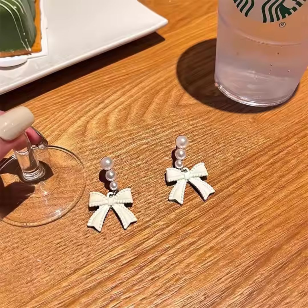 korean style earrings,korean fashion earrings,fancy stylish earrings,new trendy jewellery,inexpensive fashion jewelry,korean earrings,trending earrings designs,Pearl Earrings, Pearl Necklace