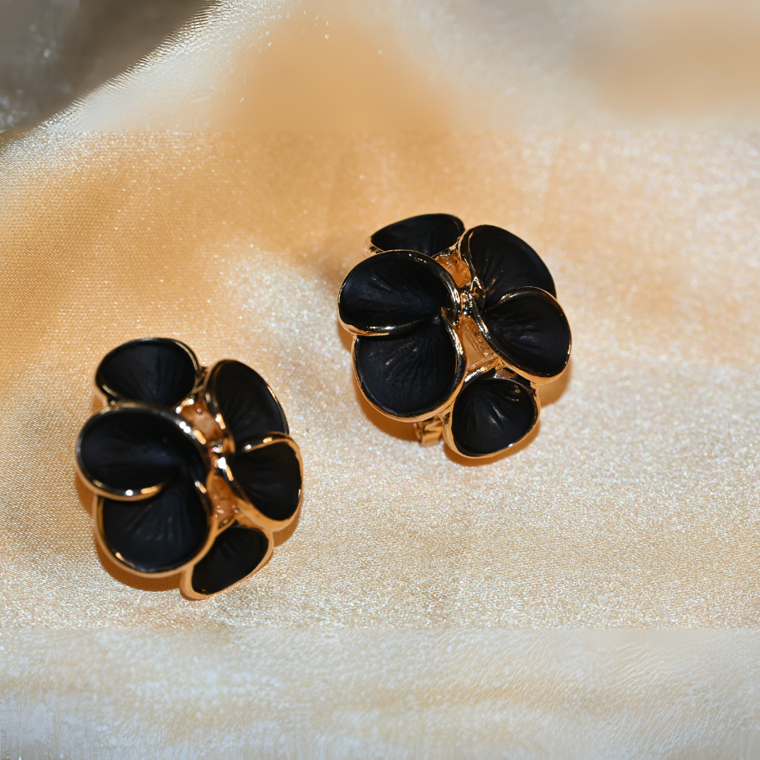 Flower Petal Earrings Black