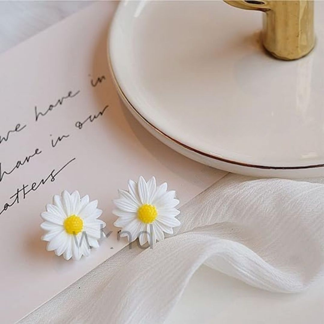 korean style earrings,korean fashion earrings,fancy stylish earrings,new trendy jewellery,inexpensive fashion jewelry,korean earrings,trending earrings designs,Pearl Earrings, Pearl Necklace