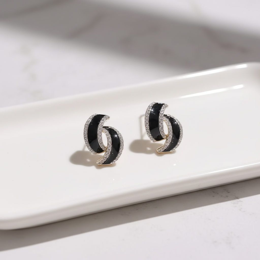 Whirl Stud Jazzy Earrings