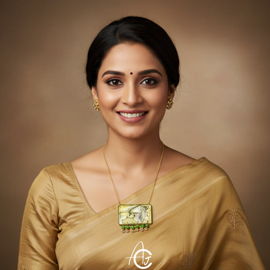 Fluid Necklace : Handmade