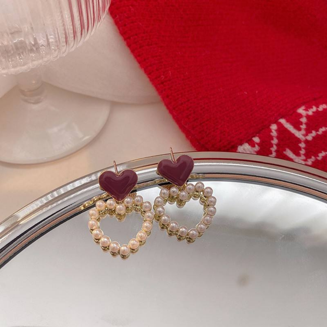 Hearty Pearl Earrings