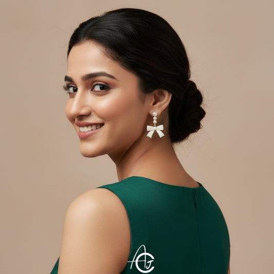 Pearl White Bow Earring