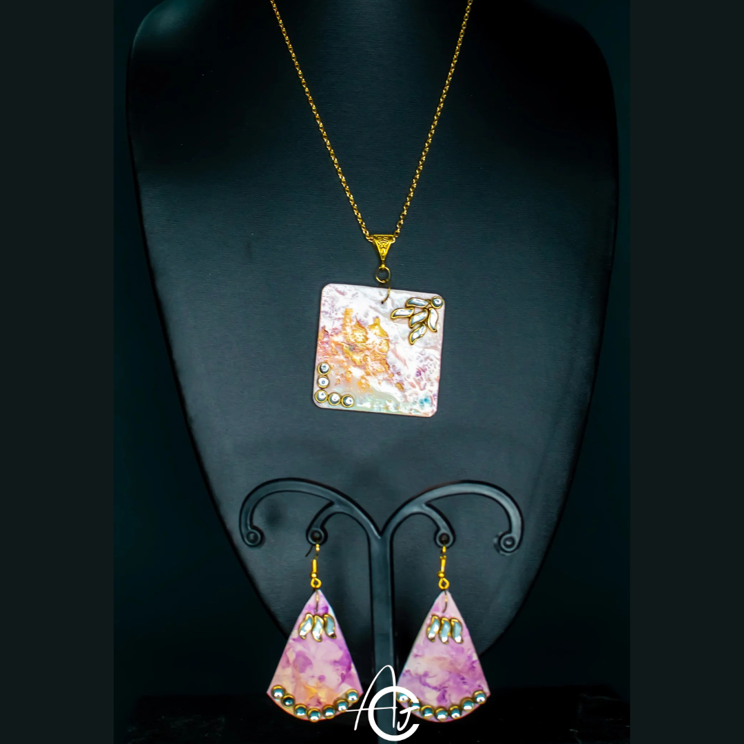 Fluid Necklace Set : Handmade