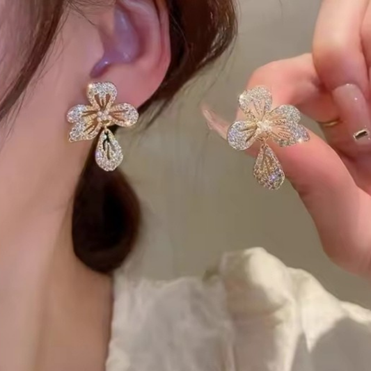 korean style earrings,korean fashion earrings,fancy stylish earrings,new trendy jewellery,inexpensive fashion jewelry,korean earrings,trending earrings designs,Pearl Earrings, Pearl Necklace
