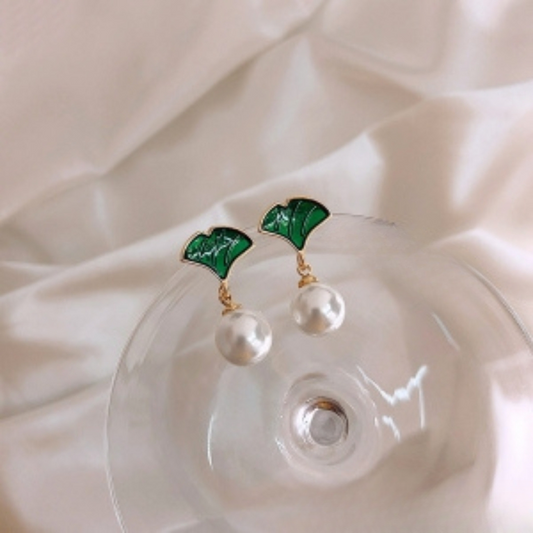 korean style earrings,korean fashion earrings,fancy stylish earrings,new trendy jewellery,inexpensive fashion jewelry,korean earrings,trending earrings designs,Pearl Earrings, Pearl Necklace