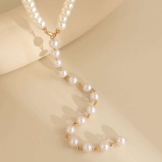 Pearl And Chain Necklace