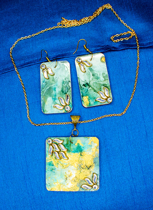 Fluid Necklace Set : Handmade