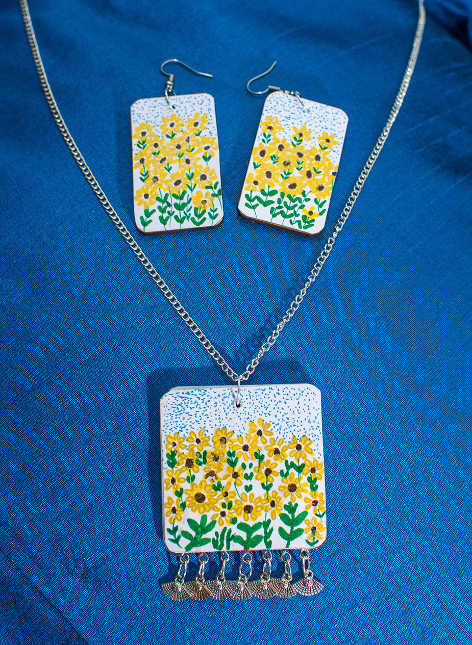 Aradhana Necklace set : Handmade