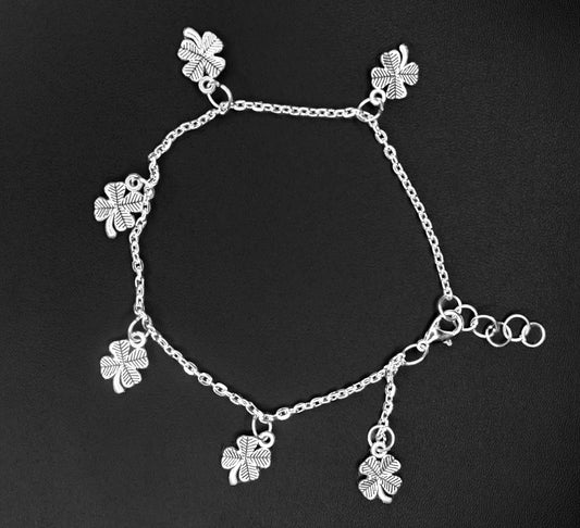 Flower Bracelet : Handmade