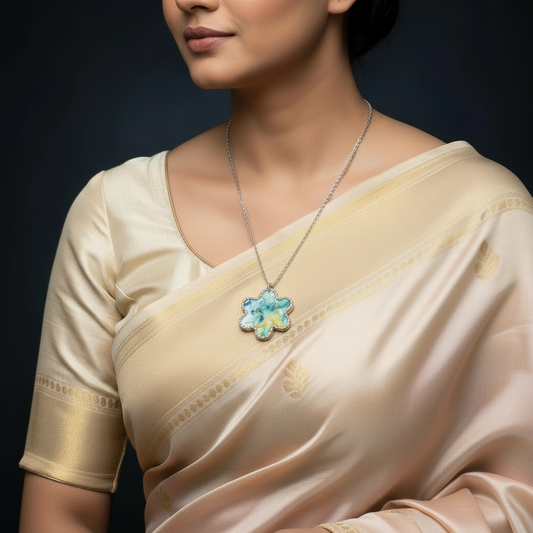 Fluid Necklace : Handmade