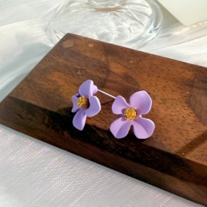 Pretty Flower Earrings