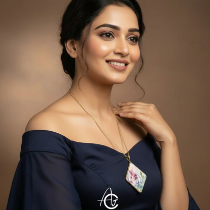 Fluid Necklace : Handmade