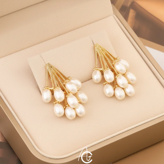 Pretty Pearl Earrings