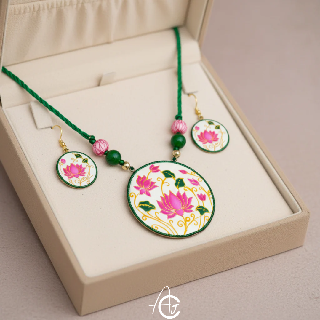 Statement Necklace set, Handpainted : Handmade