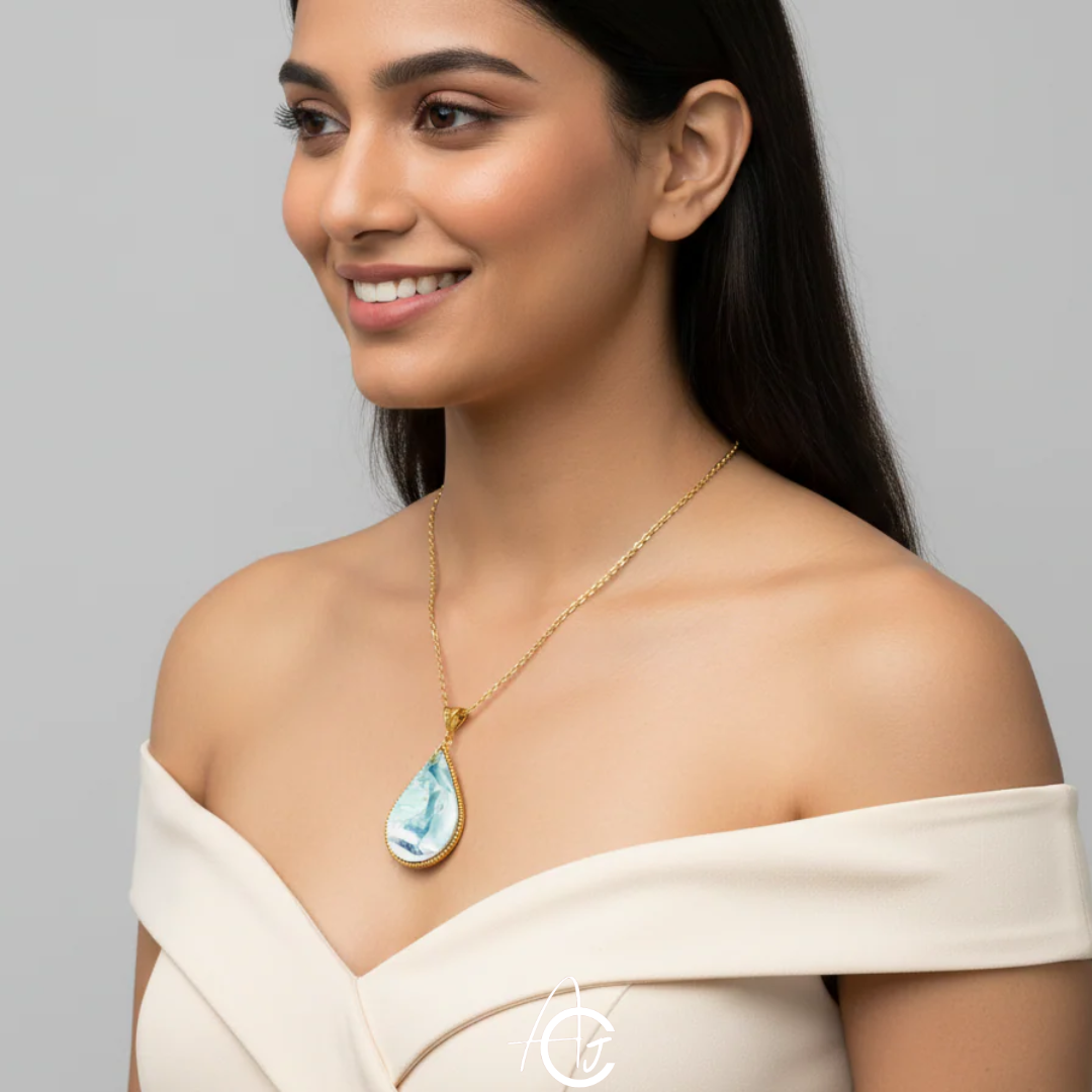 Fluid Necklace : Handmade