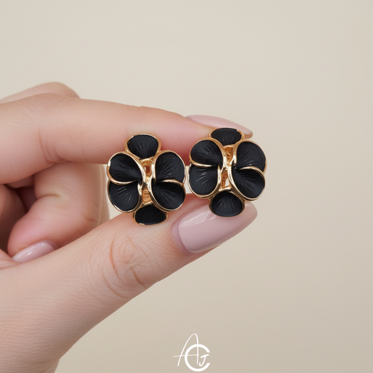 Flower Petal Earrings Black