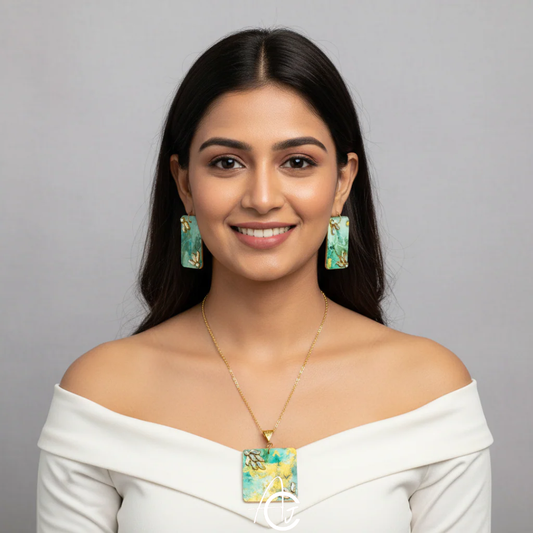 Fluid Necklace Set : Handmade