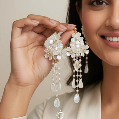 Stetement Flower and Pearl Dangle Earrings