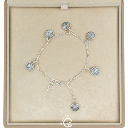 Sofia Bracelet : Handmade