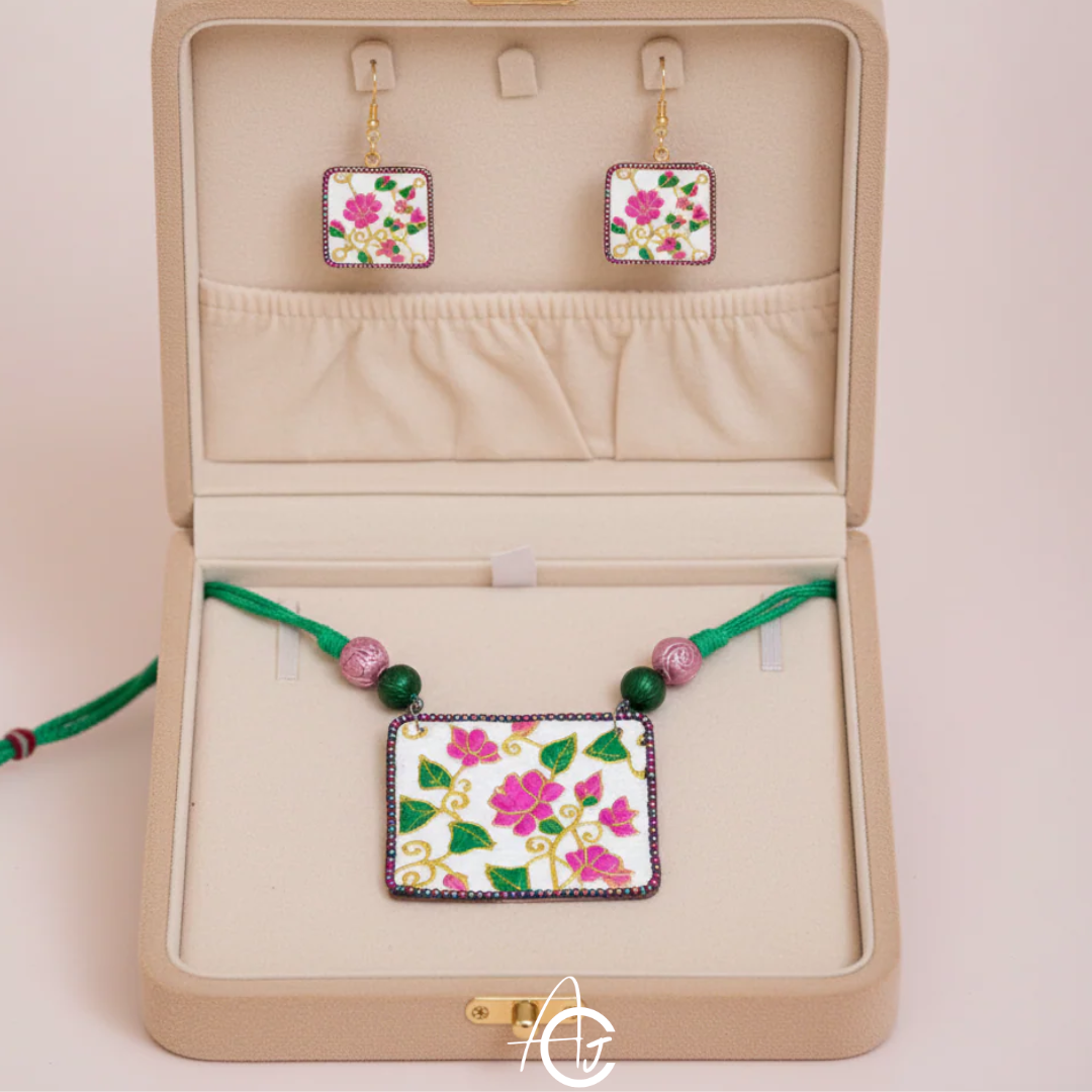 Statement Necklace set, Handpainted : Handmade