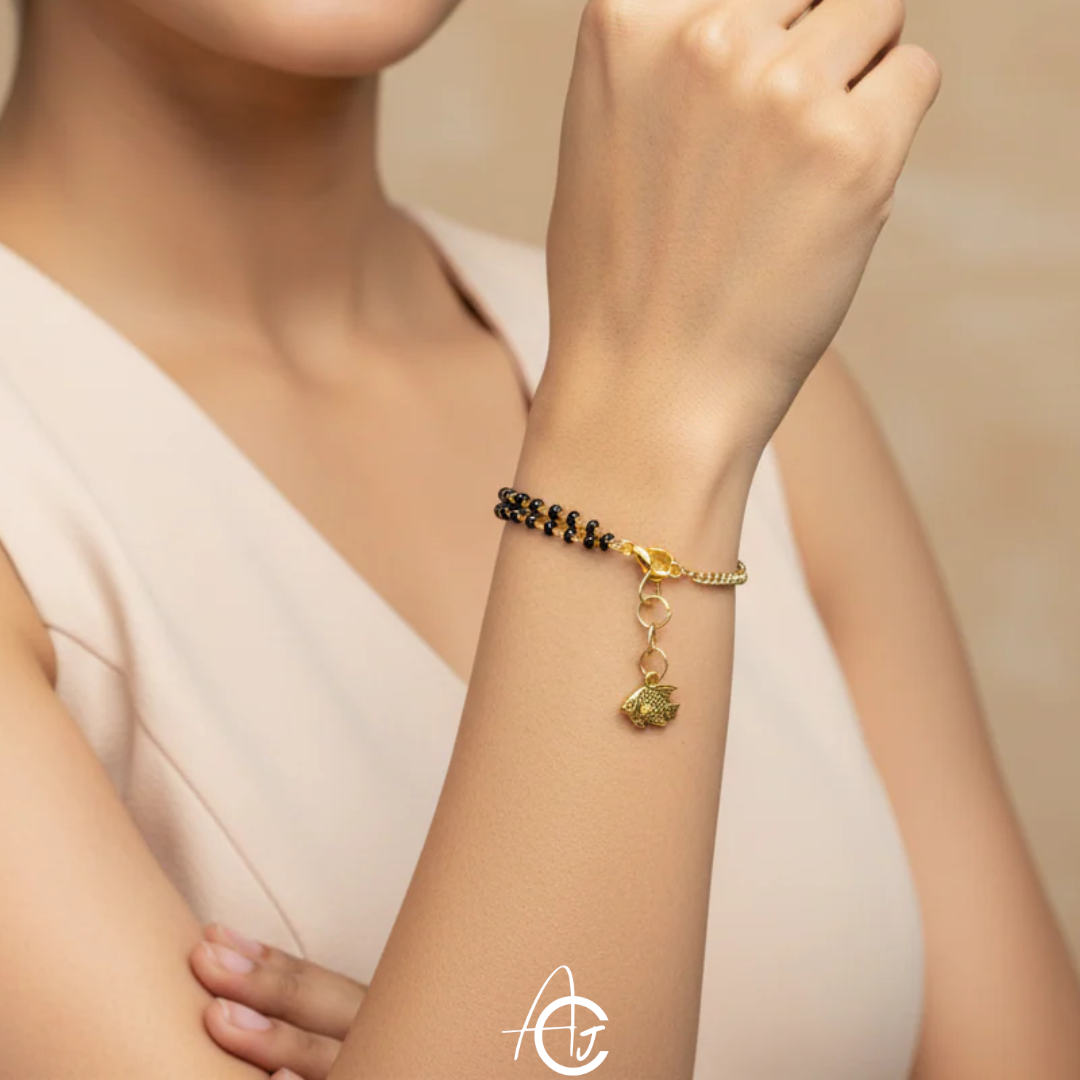 Reena Mangalsutra Bracelet : Handmade
