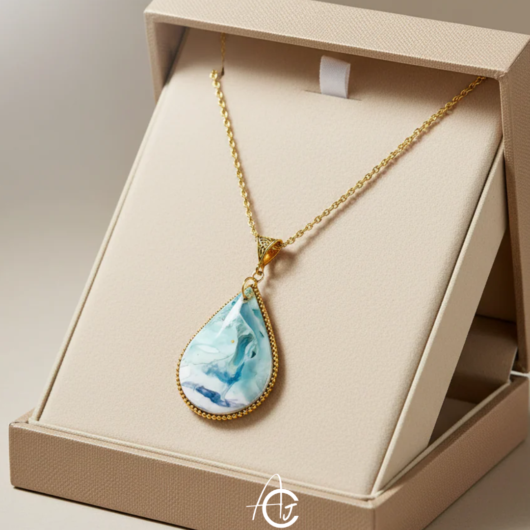 Fluid Necklace : Handmade