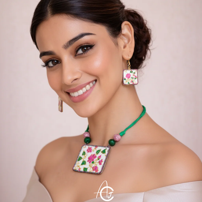 Statement Necklace set, Handpainted : Handmade