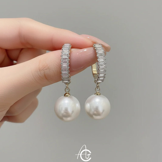 Pretty Pearl Crystal Earrings