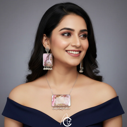 Fluid Necklace Set : Handmade