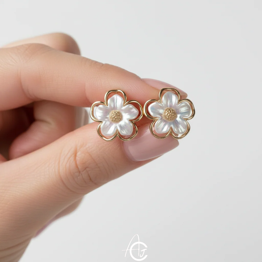 Flower Minimal Earrings