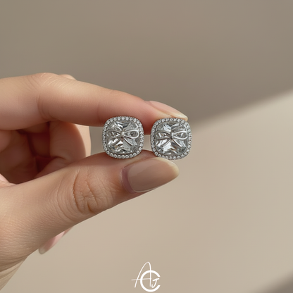 Bow That Spark Earrings
