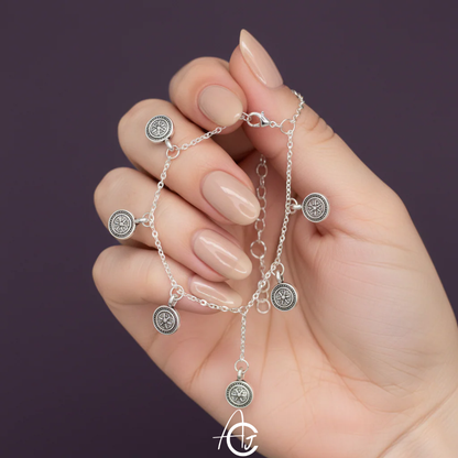 Sofia Bracelet : Handmade
