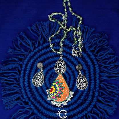 Statement Necklace set, Handpainted : Handmade
