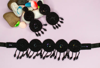 Advita Embroidered Necklace Set : Handmade