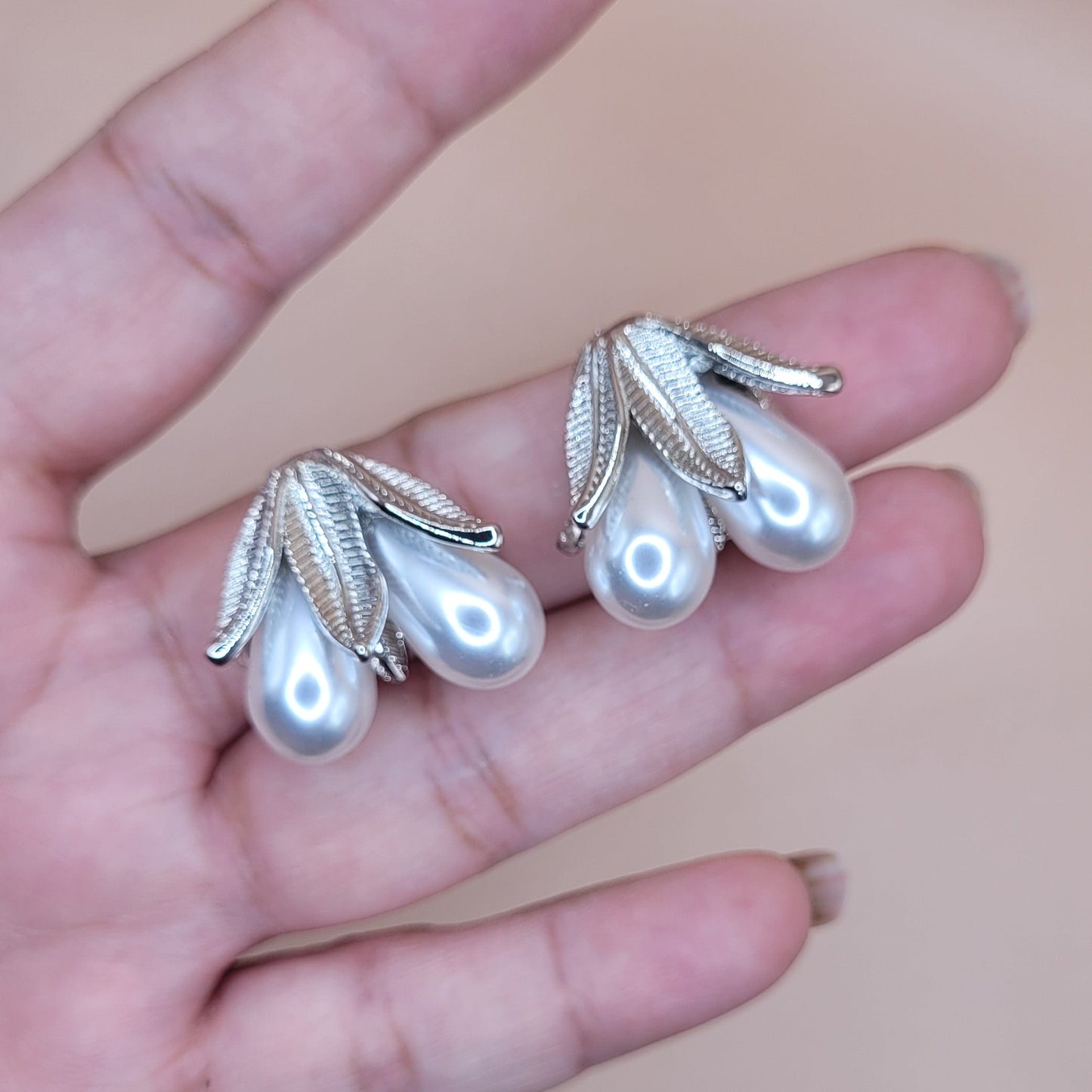 Hanging Pearls Earrings