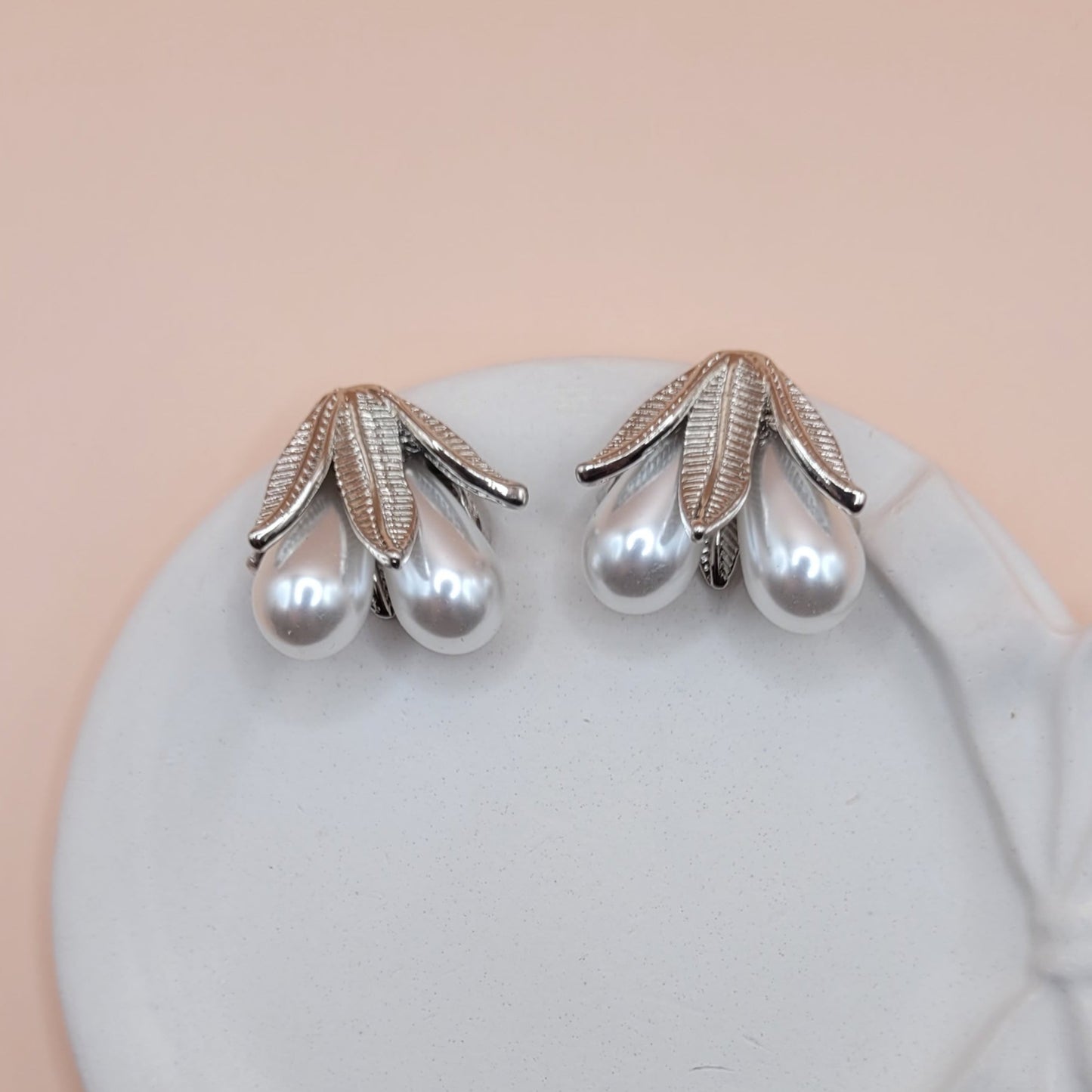 Hanging Pearls Earrings