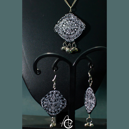 Statement Necklace set, Handpainted : Handmade