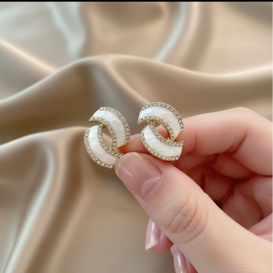 Whirl Stud Jazzy Earrings