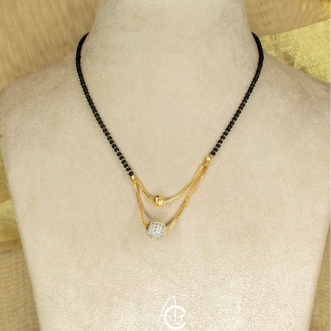 Shashi Mangalsutra : Handmade