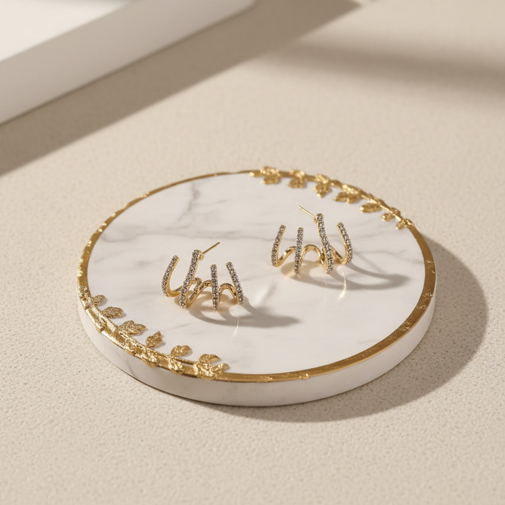 Bling Claw Pearl Earrings