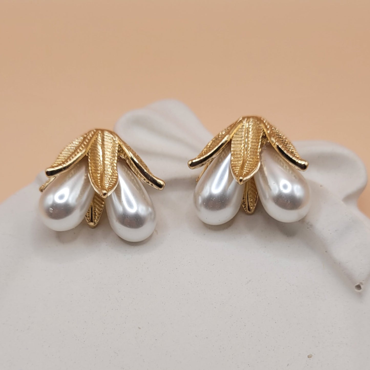 Hanging Pearls Earrings