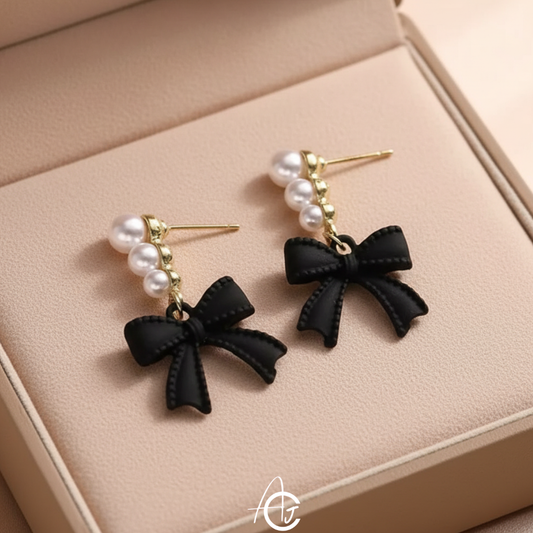 Pearl Black Bow Earring