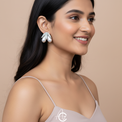 Hanging Pearls Earrings