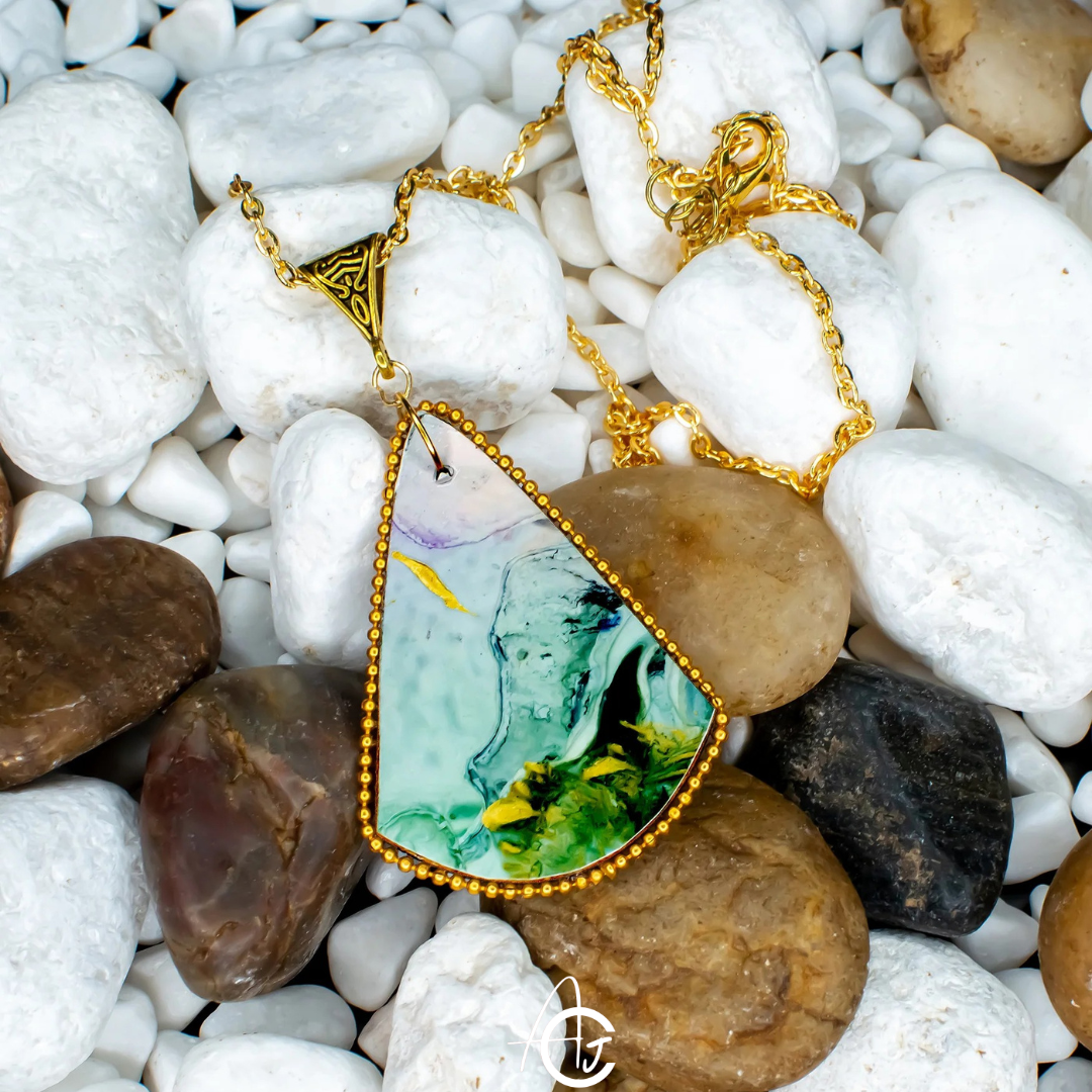 Fluid Necklace : Handmade