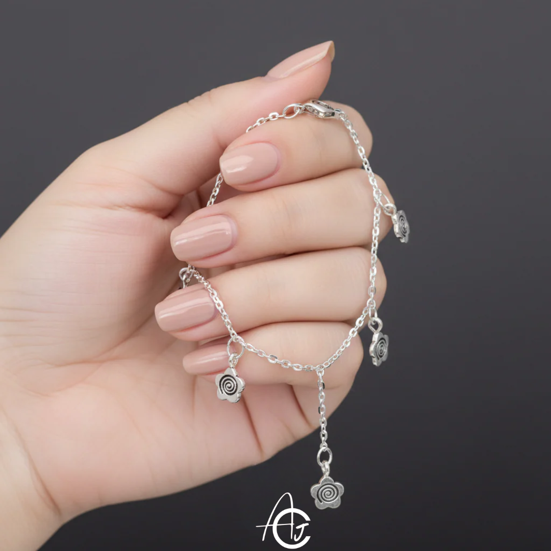 Floral Bracelet : Handmade