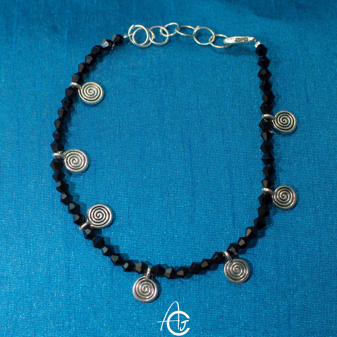 Spiral charms Anklet : Handmade