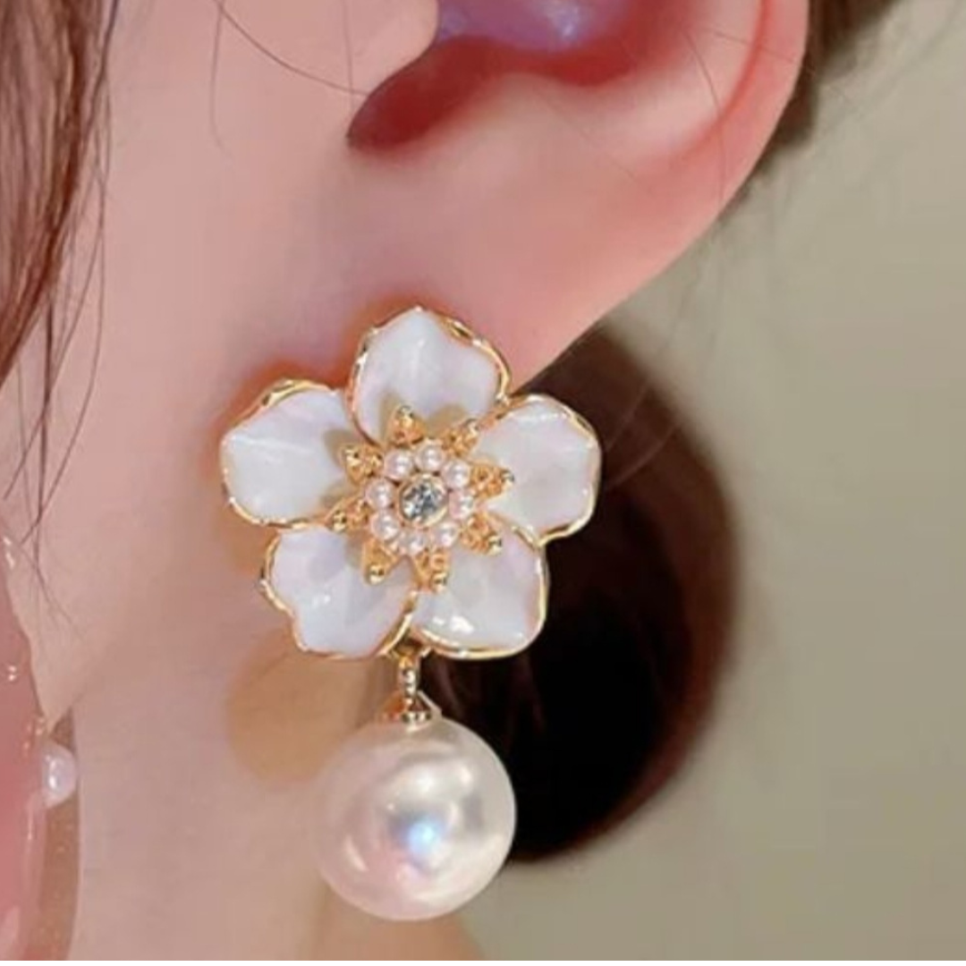 Pearl and Flower Earrings